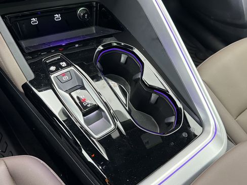 Certified 2025 Audi Q5 Premium w/ Convenience Package image 20