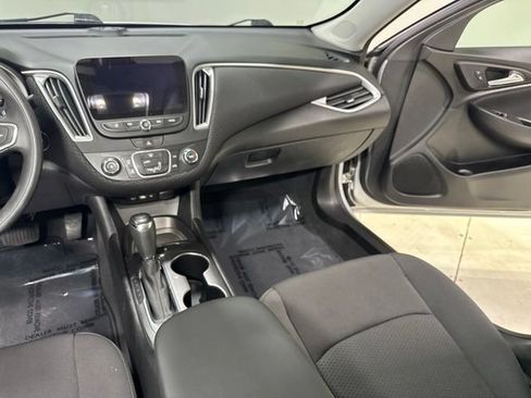 Used 2019 Chevrolet Malibu LS FWD image 20