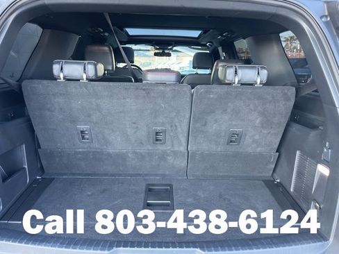 Used 2023 Ford Expedition Limited image 34
