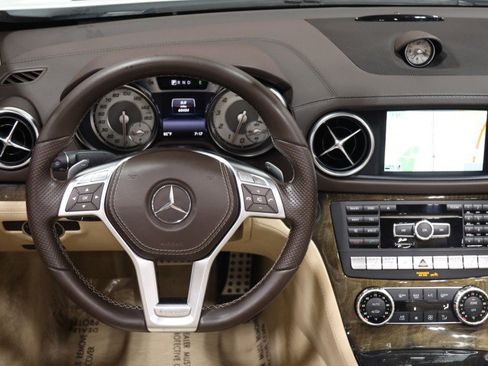 Used 2015 Mercedes-Benz SL 400 image 44