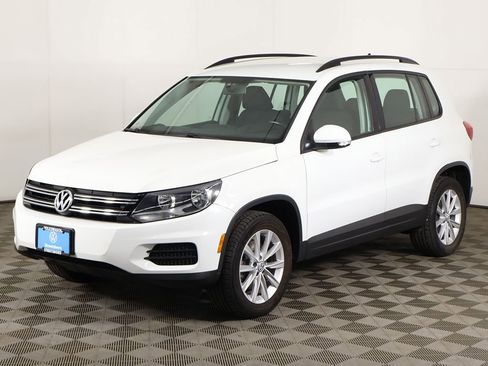 Used 2017 Volkswagen Tiguan Limited w/ Premium Package AWD/4WD image 5