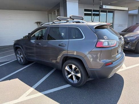 Used 2019 Jeep Cherokee Limited AWD/4WD image 4