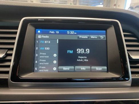 Used 2018 Hyundai Sonata ECO image 18