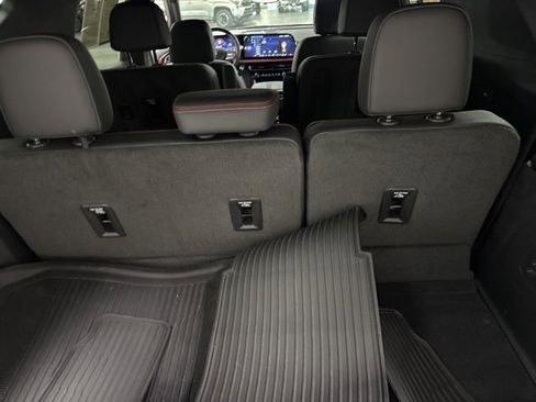Used 2024 Chevrolet Traverse RS image 14