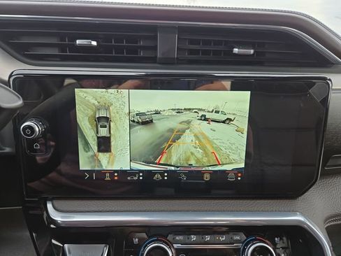 Used 2024 GMC Sierra 2500 Denali w/ Denali Reserve Package image 28