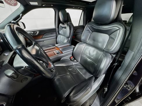 Used 2023 Lincoln Navigator L Reserve image 17