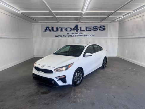 Used 2019 Kia Forte LXS FWD image 1
