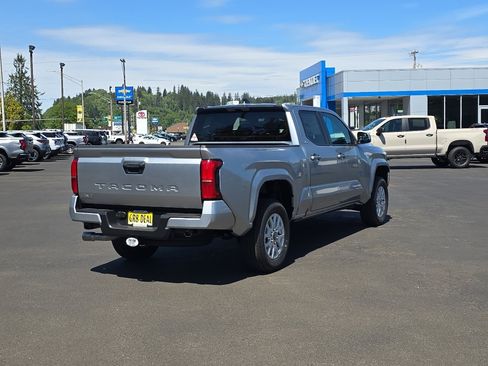 New 2026 Toyota Tacoma SR5 AWD/4WD image 5