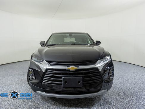 Used 2020 Chevrolet Blazer LT FWD image 2