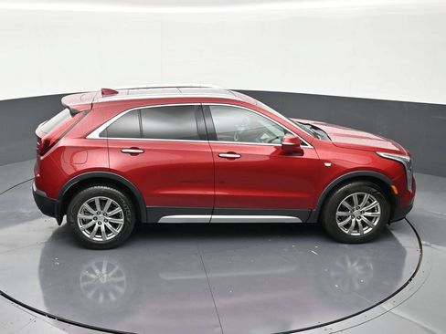 Used 2019 Cadillac XT4 Premium Luxury w/ Enhanced Visibility Package FWD image 17