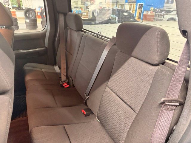 Used 2010 GMC Sierra 1500 SLE w/ Power Pack Plus AWD/4WD image 19