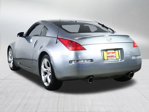 Used 2006 Nissan 350Z Enthusiast w/ (K96) Aerodynamics Pkg RWD image 5
