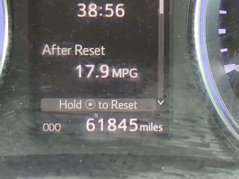 Certified 2016 Toyota Highlander XLE FWD image 28