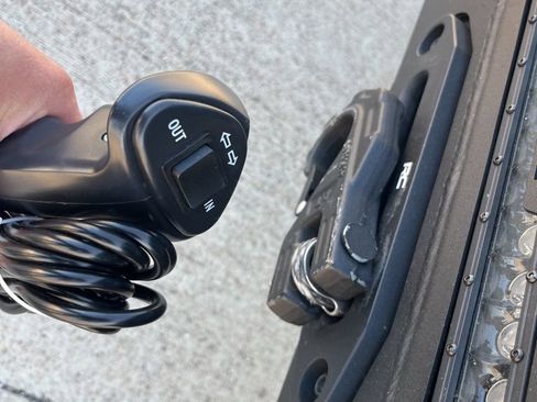 Used 2024 Toyota Tundra Limited image 29