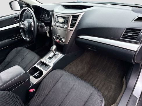Used 2012 Subaru Outback 2.5i Premium image 33