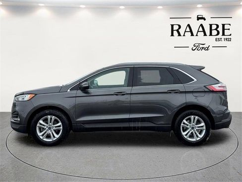 Used 2020 Ford Edge SEL image 4