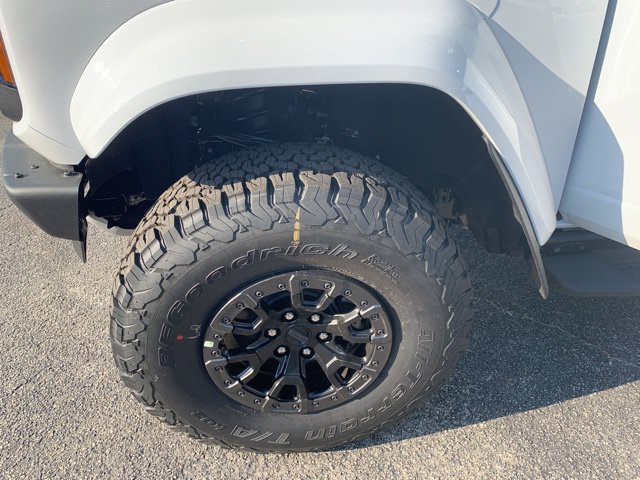New 2026 Ford Bronco Raptor w/ Interior Carbon Fiber Pack AWD/4WD image 41