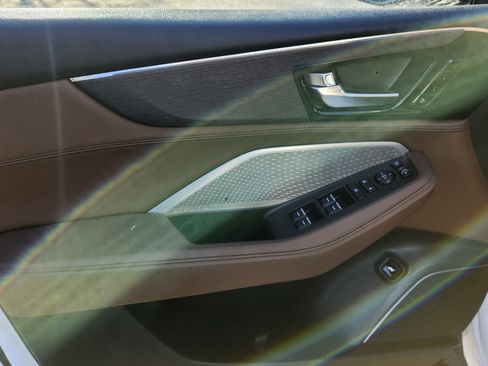 Used 2024 Acura MDX SH-AWD w/ Advance Package image 30