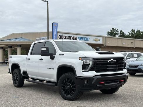 Used 2026 Chevrolet Silverado 2500 LTZ w/ Trail Boss Package AWD/4WD image 2