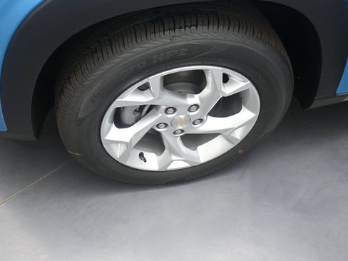 New 2026 Chevrolet Trax LS w/ LS Convenience Package FWD image 13