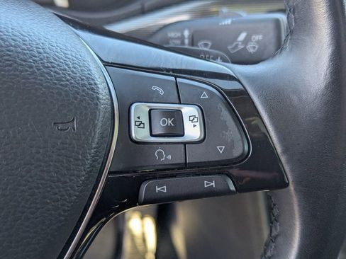 Used 2020 Volkswagen Passat 2.0T R-Line image 21