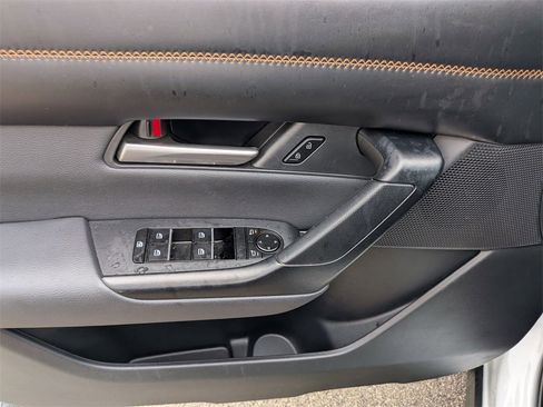 Used 2025 MAZDA CX-50 AWD 2.5 Hybrid w/ Premium Pkg image 11