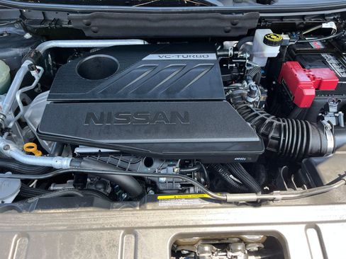 Used 2025 Nissan Rogue SV FWD image 34