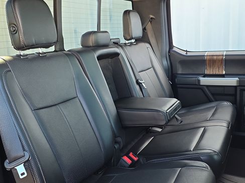 Used 2018 Ford F150 Lariat image 37