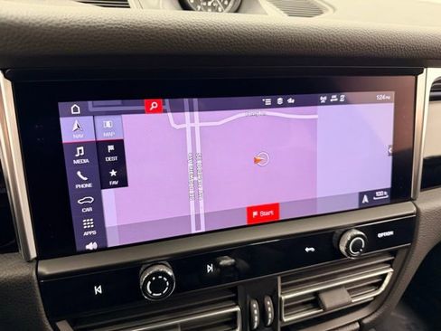 Used 2022 Porsche Macan S image 14