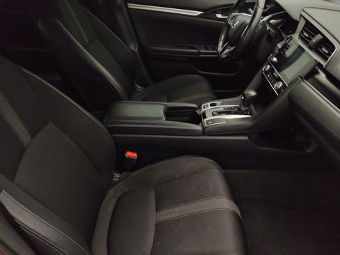 Used 2019 Honda Civic Sport image 21