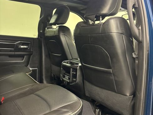 Used 2024 RAM 2500 Laramie w/ Night Edition image 33