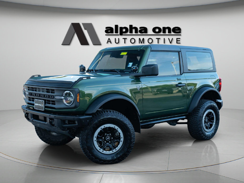 Used 2023 Ford Bronco 2-Door w/ Sasquatch Package AWD/4WD image 1