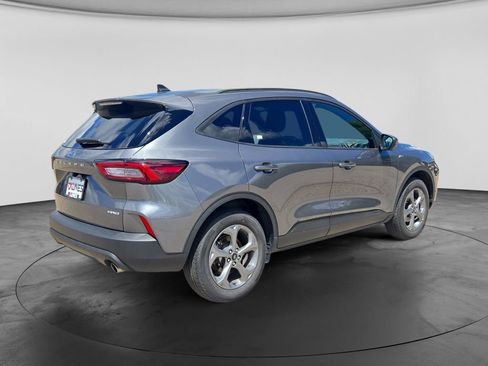 Used 2025 Ford Escape ST-Line AWD/4WD image 9