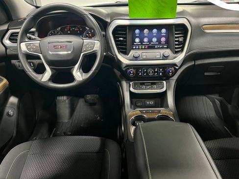 Certified 2023 GMC Acadia SLE w/ Driver Convenience Package image 12