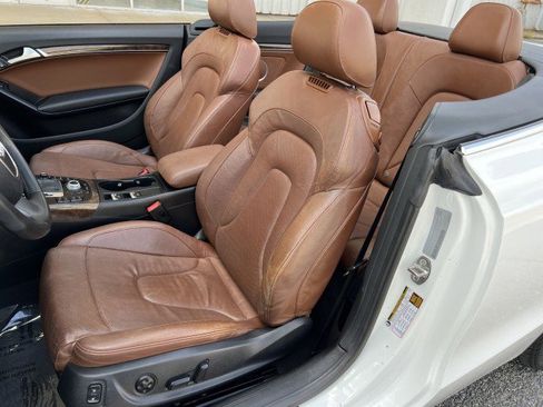 Used 2011 Audi A5 2.0T Premium Plus w/ Premium Plus Pkg image 12