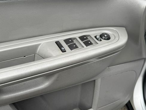 Used 2016 Chevrolet Traverse LS AWD/4WD image 10