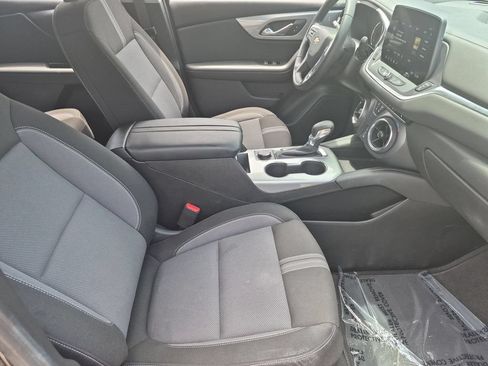 Used 2025 Chevrolet Blazer LT FWD image 30