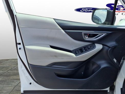 Used 2023 Subaru Forester Premium image 11