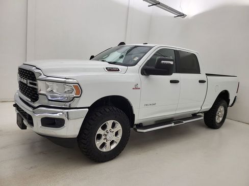 Used 2024 RAM 2500 Big Horn AWD/4WD image 19