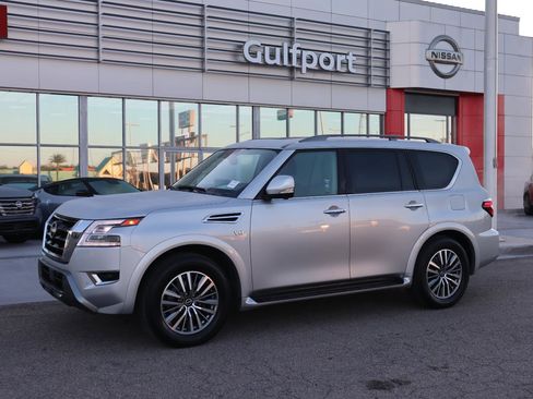 Used 2022 Nissan Armada SL image 2