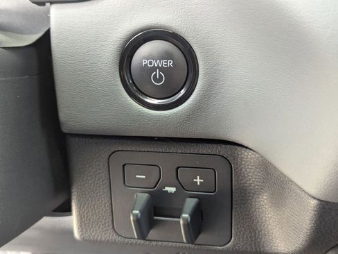 Used 2026 Toyota Sequoia Capstone AWD/4WD image 44