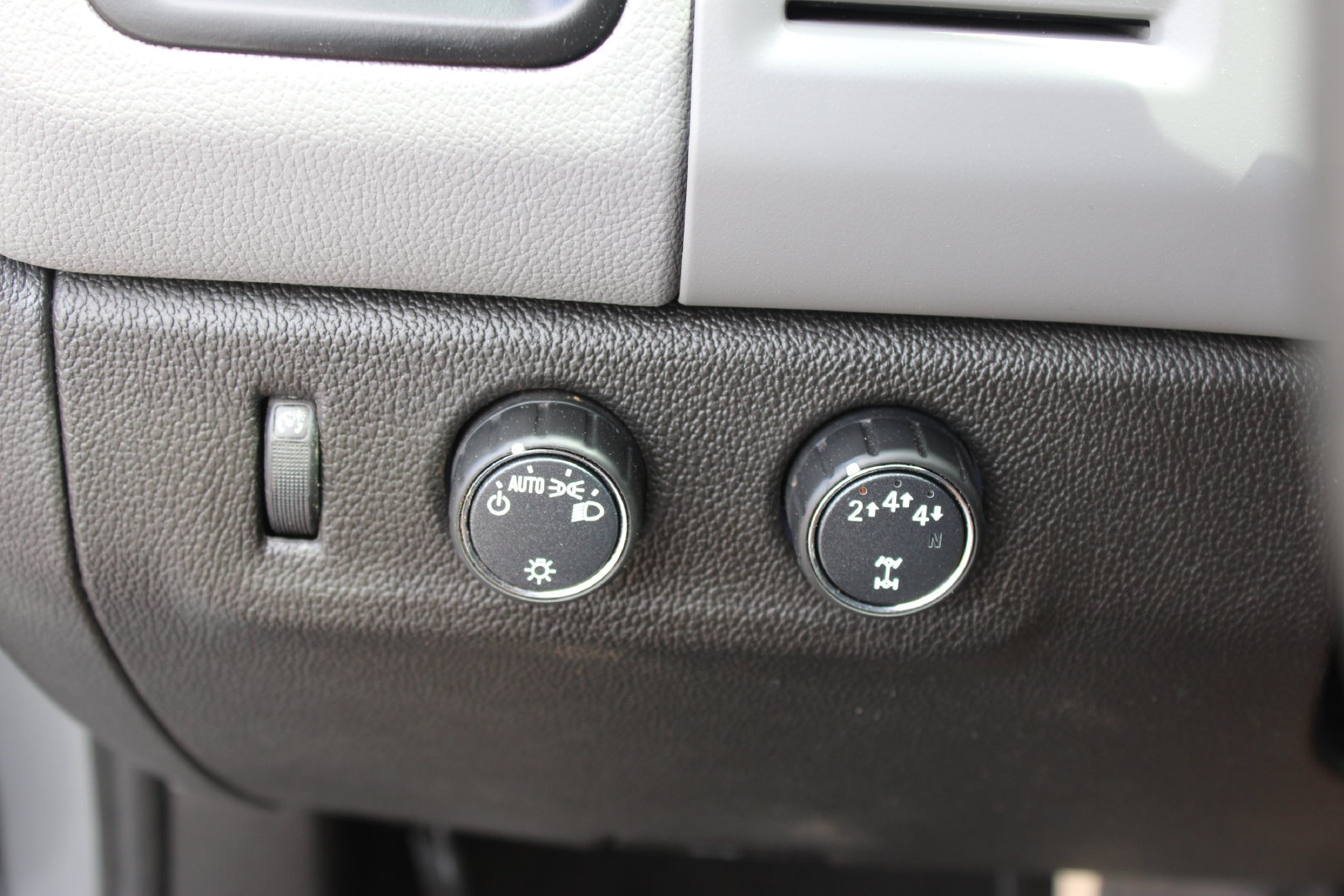 Used 2022 Chevrolet Colorado W/T AWD/4WD image 20