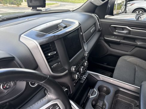 Used 2023 RAM 1500 Big Horn AWD/4WD image 10