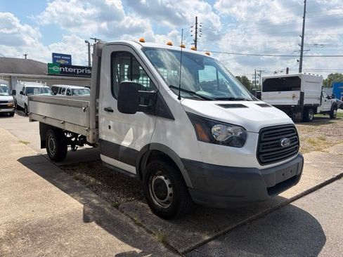 Used 2018 Ford Transit 250 138 RWD image 3