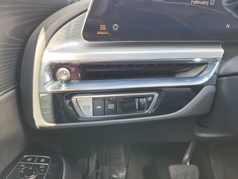 Certified 2025 Cadillac Lyriq Luxury image 29