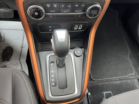 Used 2022 Ford EcoSport SE w/ SE Convenience Package AWD/4WD image 25