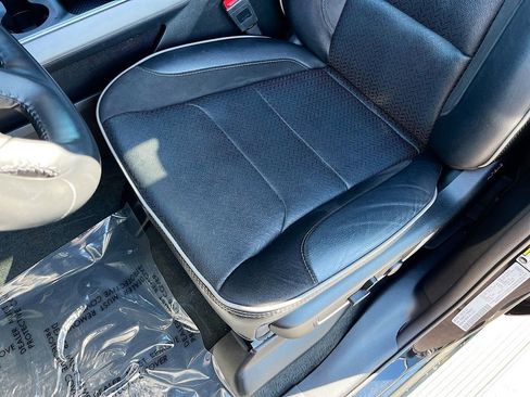 Used 2023 RAM 1500 Laramie image 19