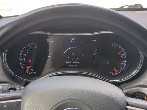 Used 2021 Jeep Grand Cherokee Laredo image 29