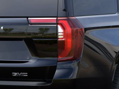 New 2026 GMC Yukon XL Denali Ultimate AWD/4WD image 11