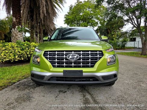 Used 2022 Hyundai Venue SEL FWD image 22